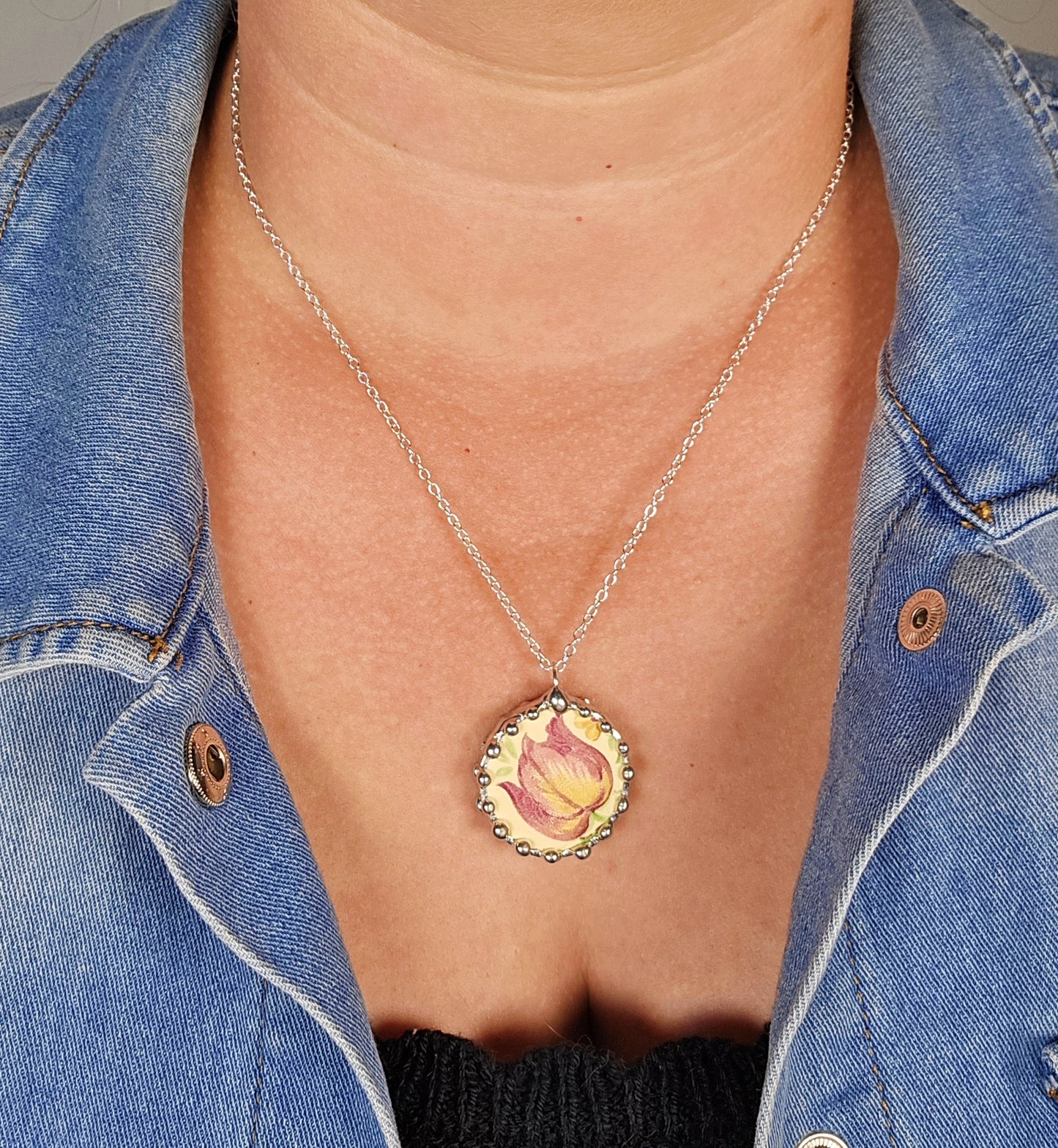 Pink ans Yellow Tulip Pendant