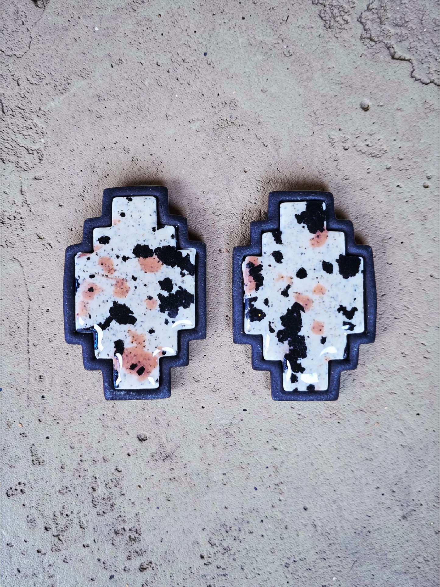 Faux Dalmatian Jasper w/ Black Western Bezel