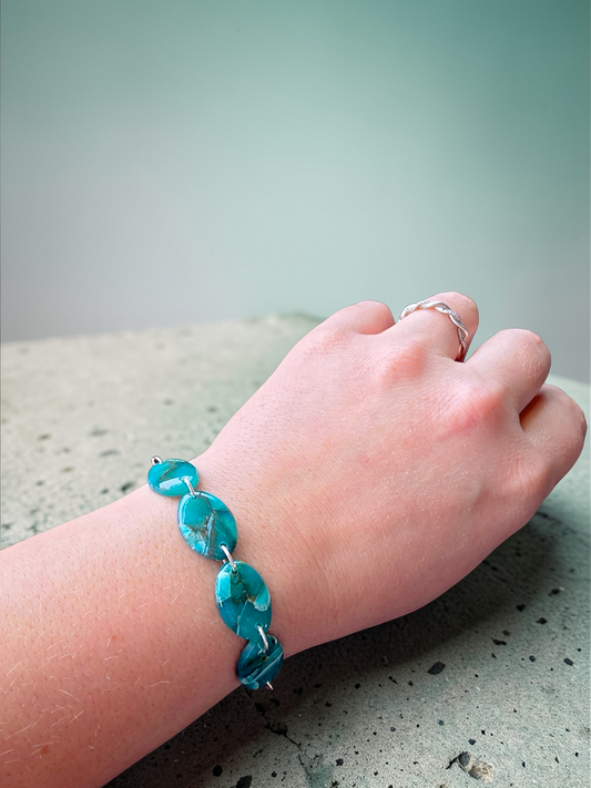 Faux Apatite Oval Stone Bracelet