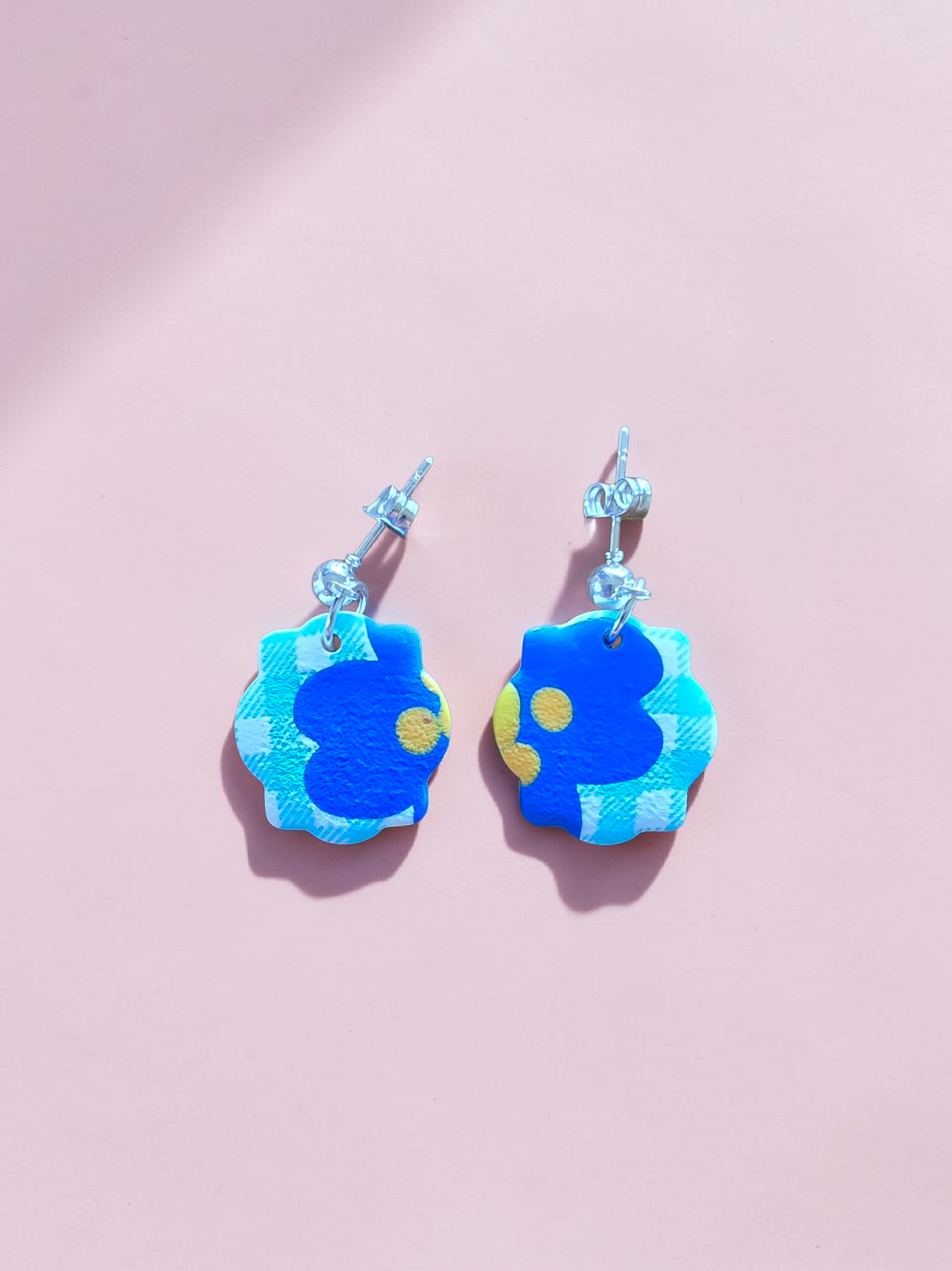 Regal Small Blue Floral Earring with Gingham Pattern