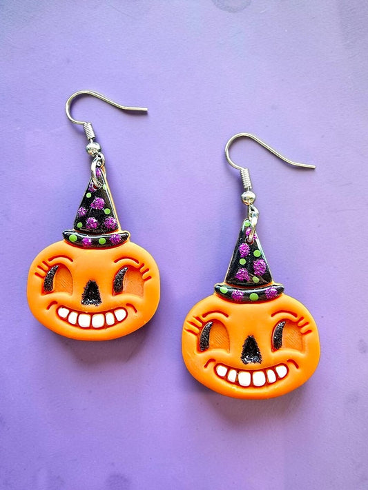 Vintage Smiling Pumpkin