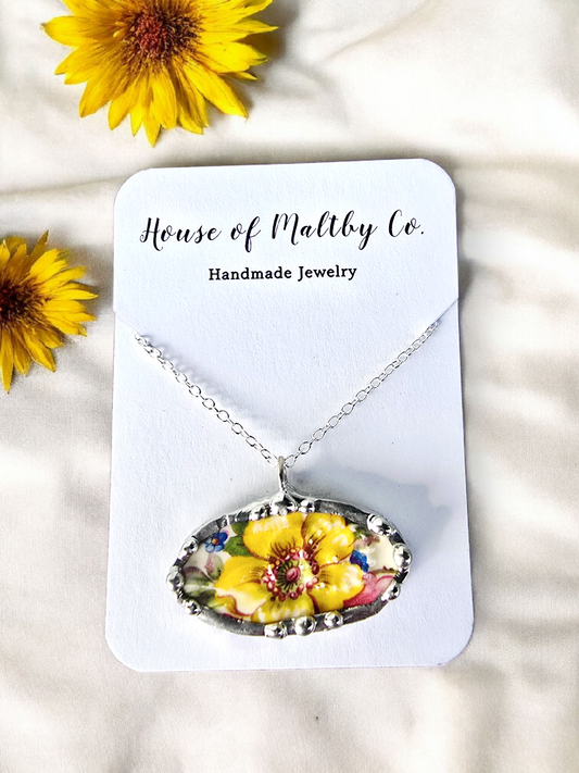 Large Oval Yellow Flower Necklace: Type 2