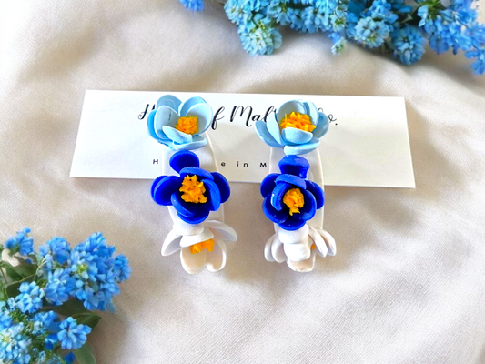 Shades of Blue Flower Huggies