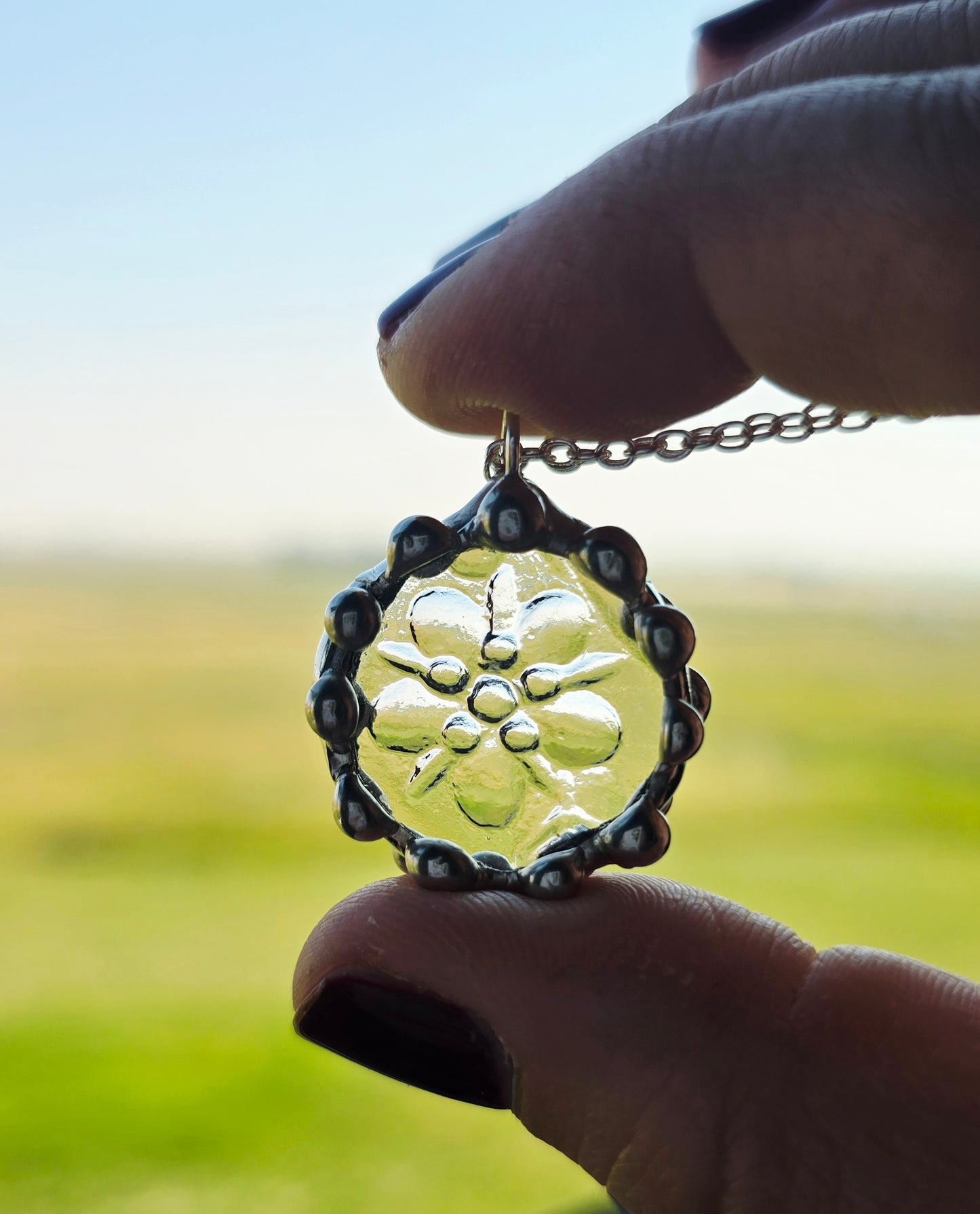 Clear Floral Indiana Glass Pendant