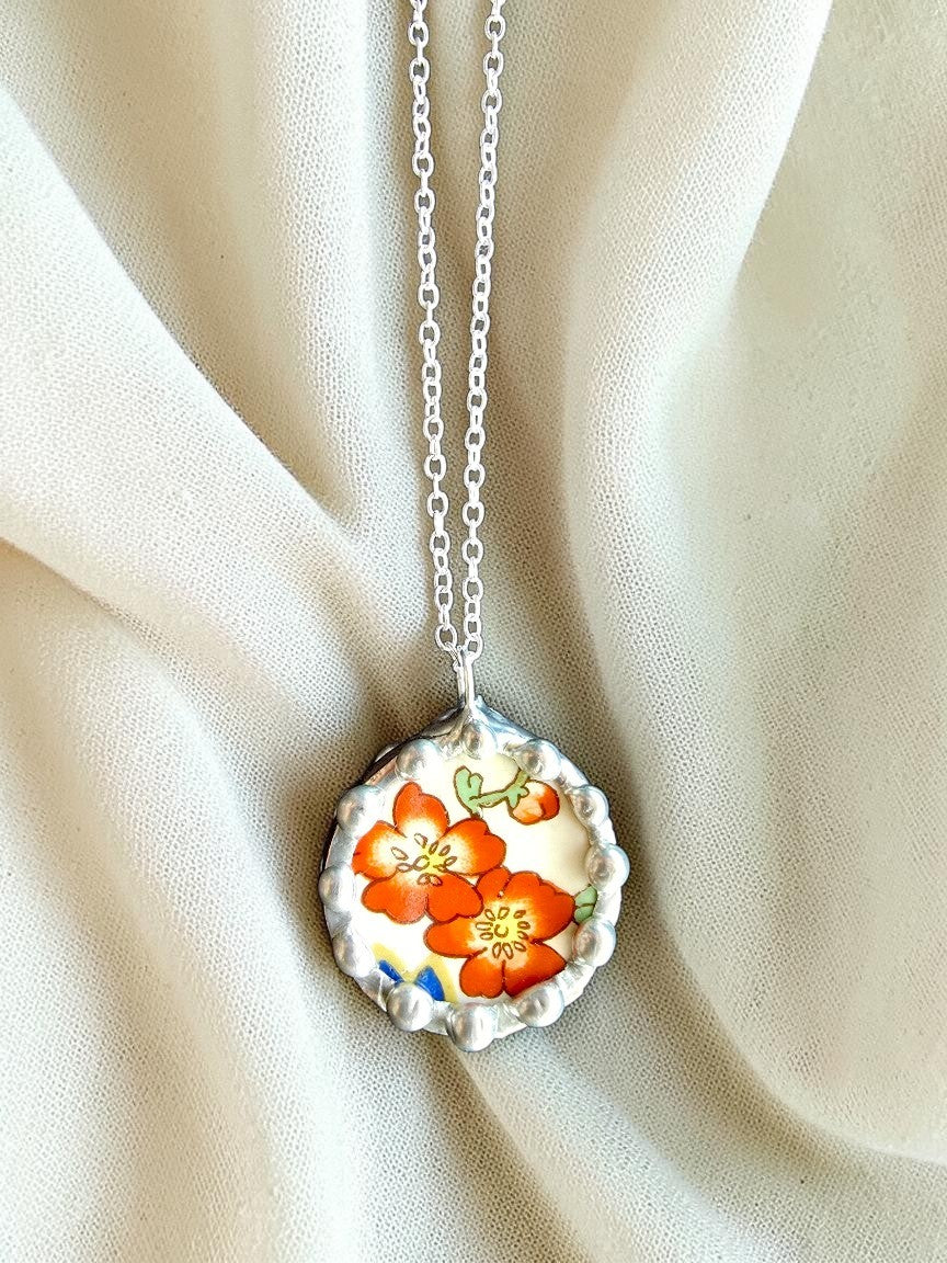 Red Floral Pendand