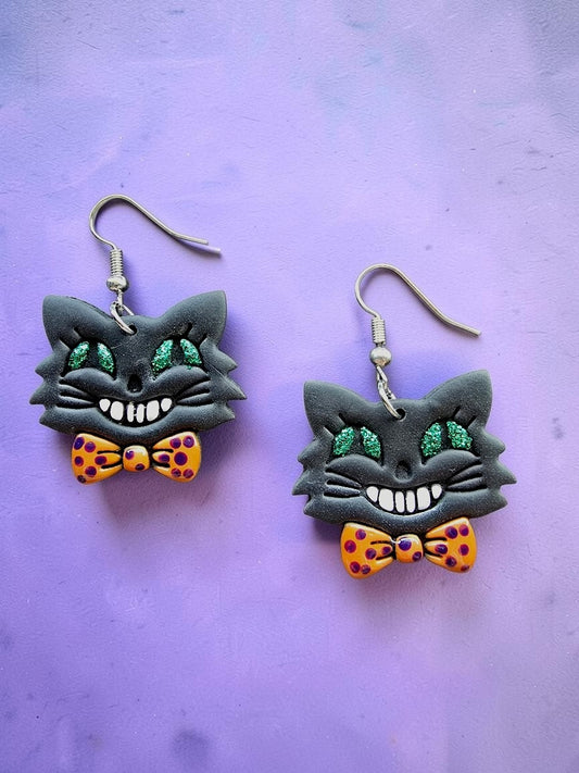 Vintage Grinning Black Cat