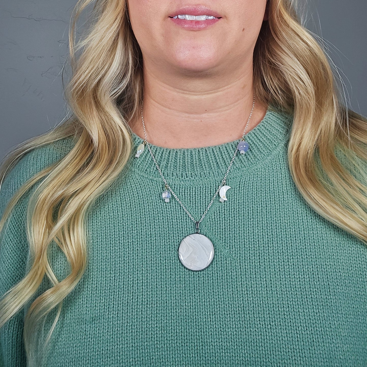 Pearl Lace Agate Charm Necklace