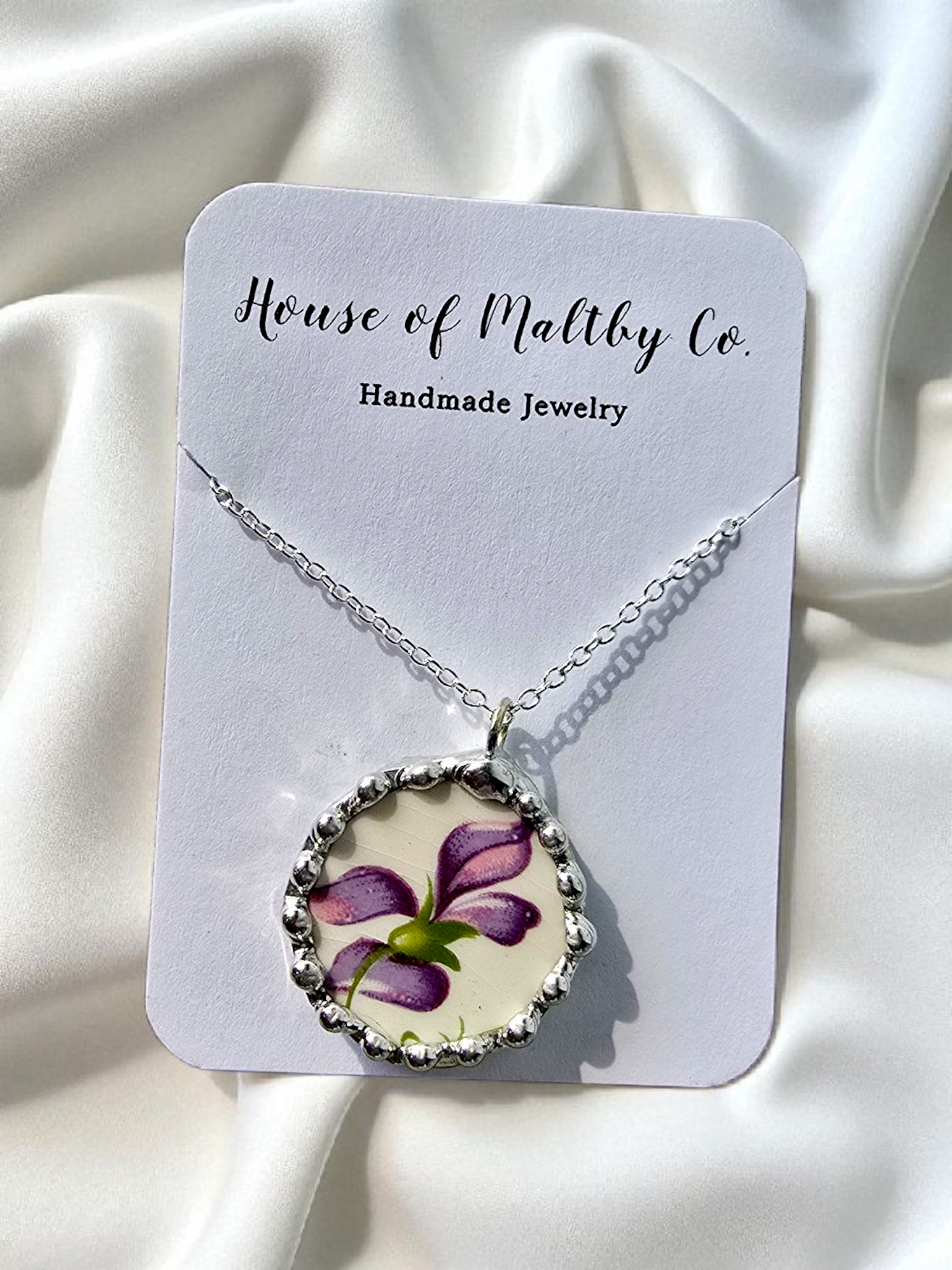 Blooming Violet Necklace: Style 2