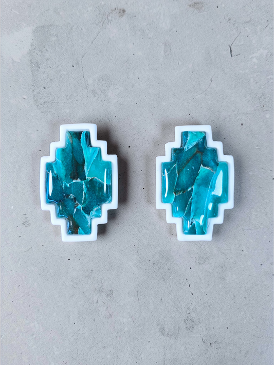 Faux Apatite Western Stone Bezel