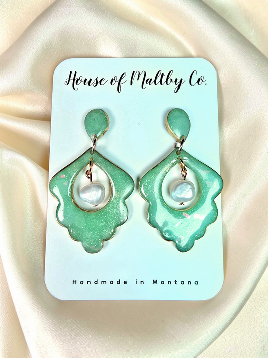 Faux Mint Opal w/ Pearl