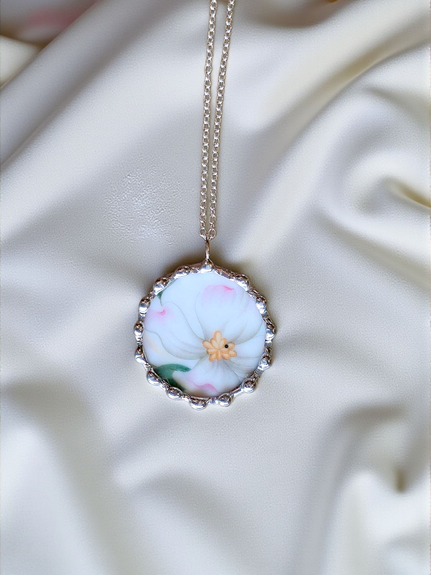 Magnolia Pendant
